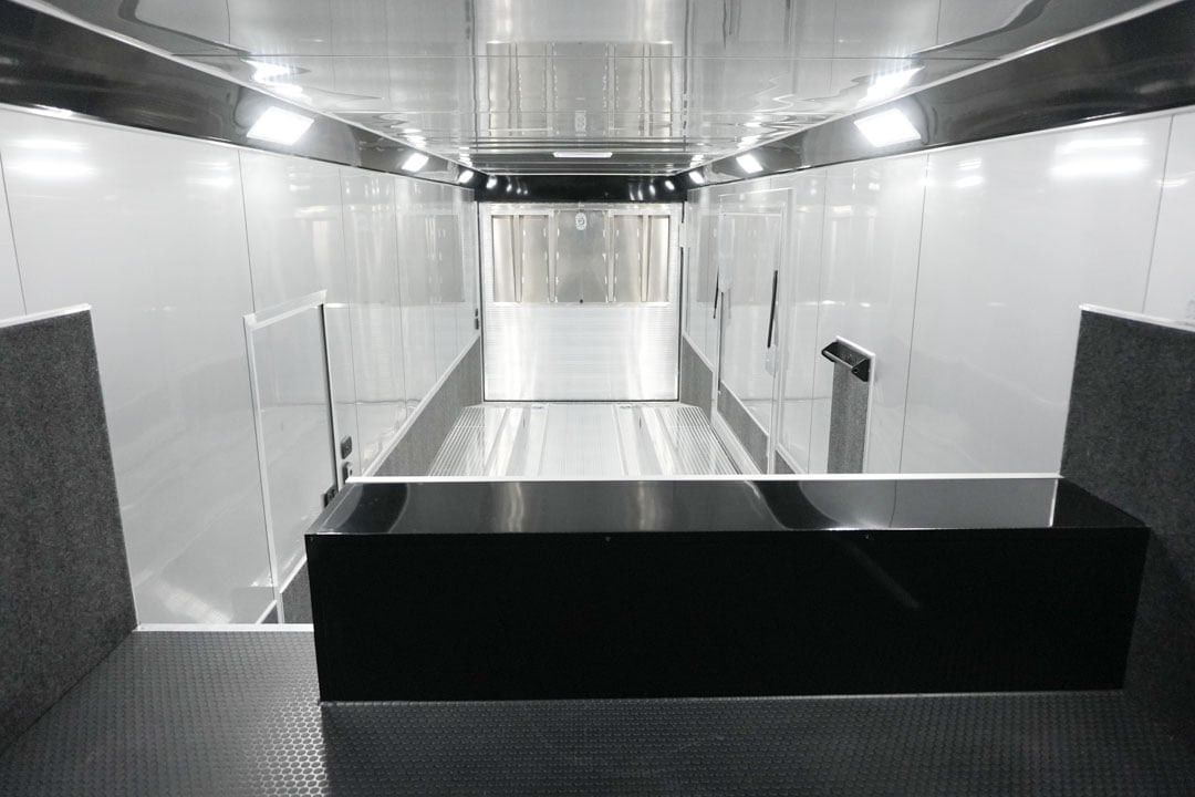 inTech Gooseneck Trailer