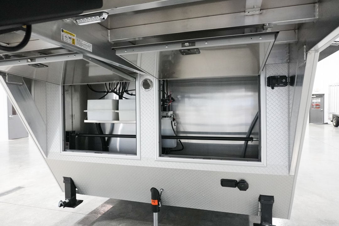 inTech Gooseneck Trailer