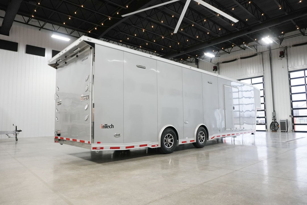 inTech Gooseneck Trailer