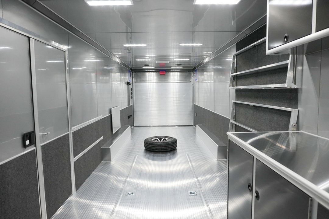 inTech Gooseneck Trailer