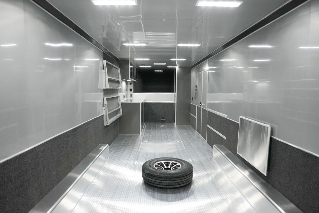 inTech Gooseneck Trailer