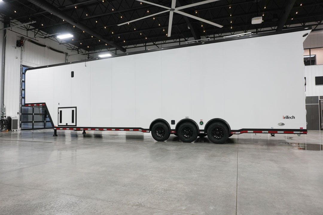 inTech Gooseneck Trailer