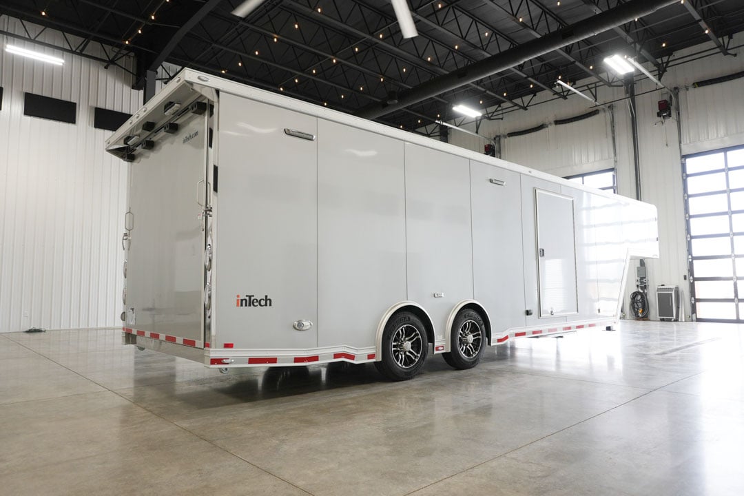 inTech Gooseneck Trailer