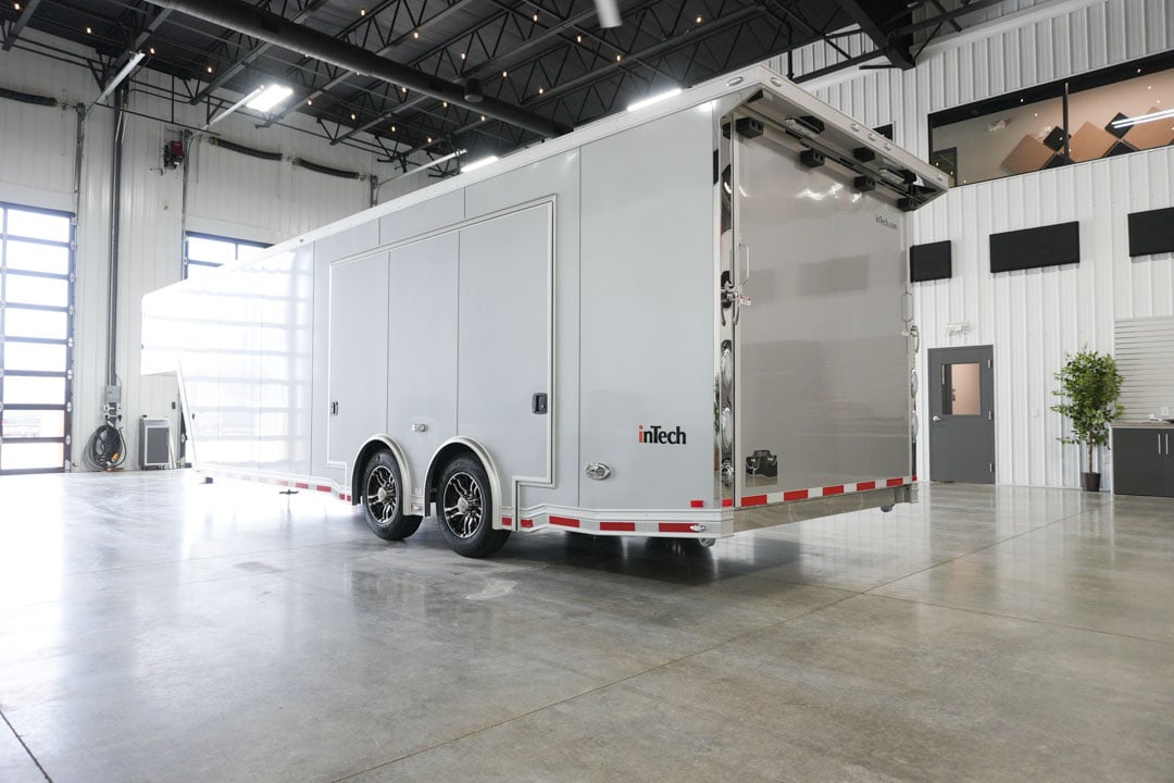 inTech Gooseneck Trailer