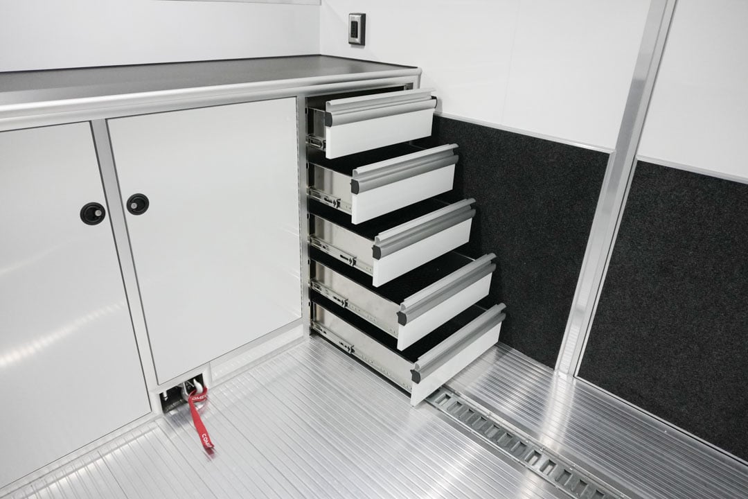 inTech Gooseneck Trailer