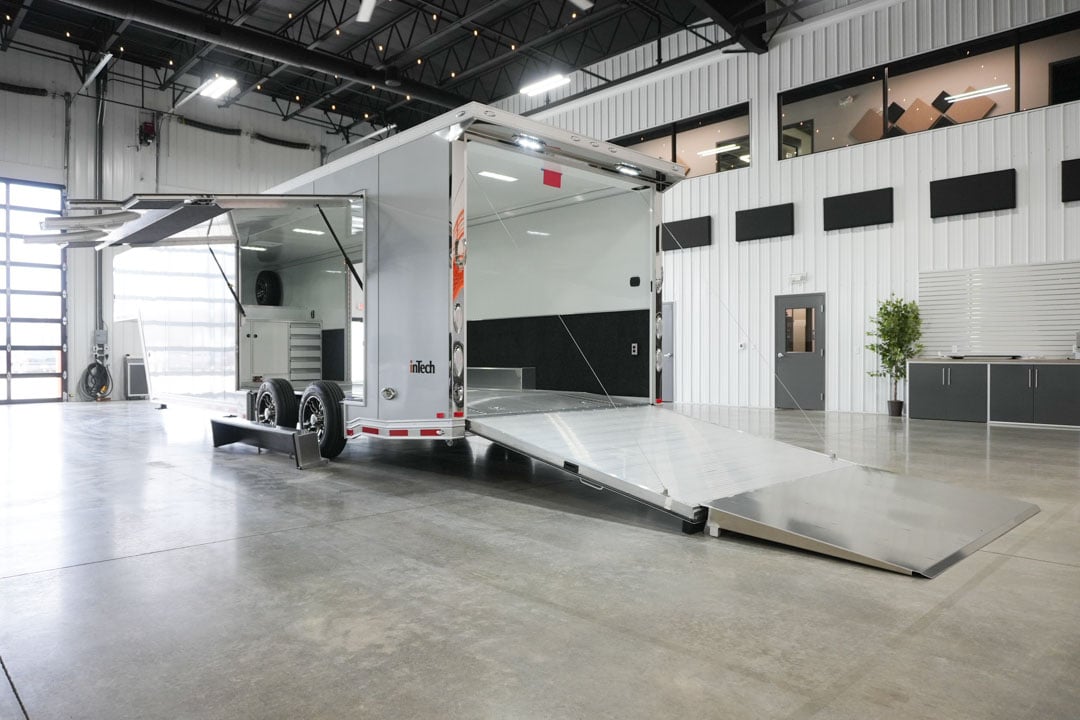 inTech Gooseneck Trailer
