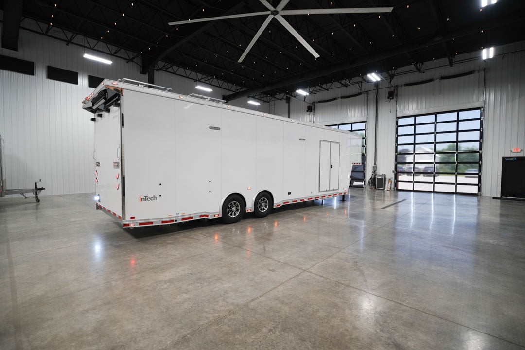 inTech Gooseneck Trailer