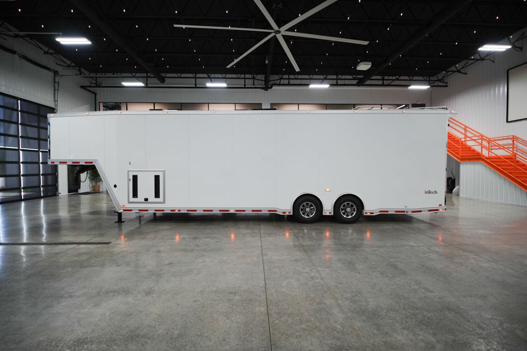 inTech Gooseneck Trailer