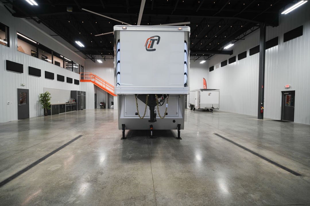 inTech Gooseneck Trailer
