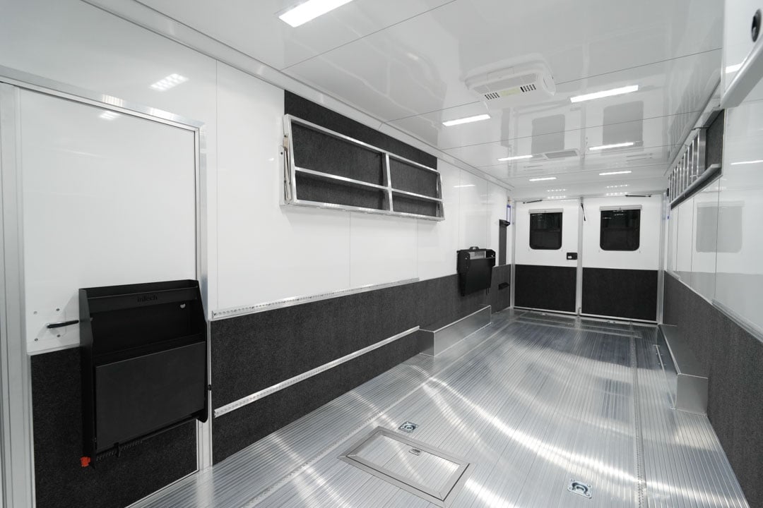 inTech Gooseneck Trailer