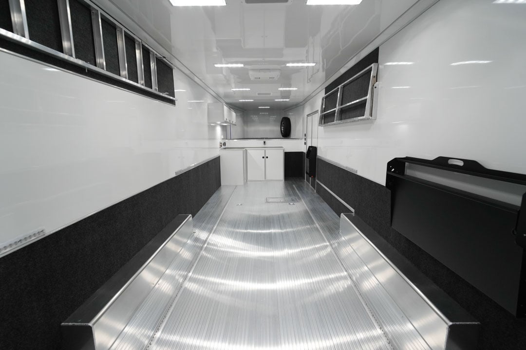 inTech Gooseneck Trailer