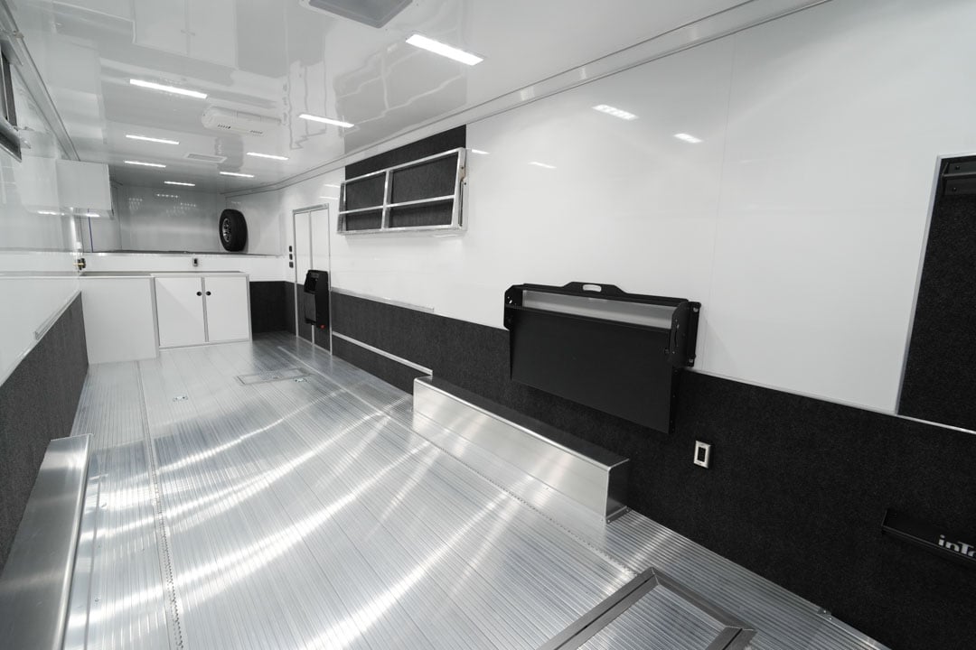 inTech Gooseneck Trailer