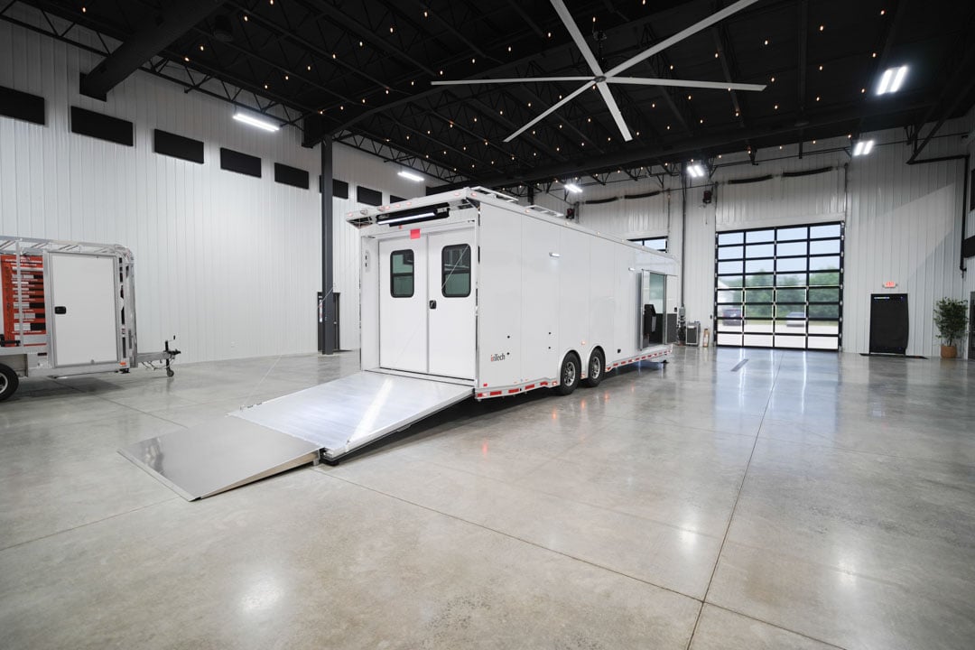 inTech Gooseneck Trailer