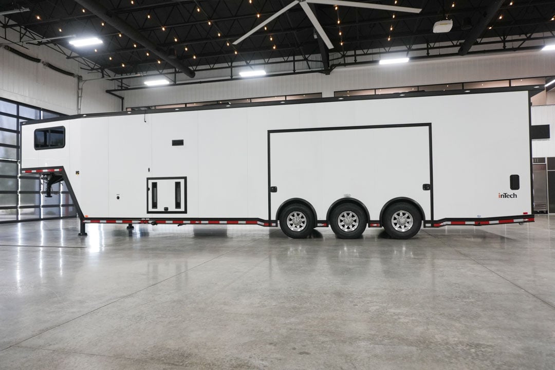 inTech Gooseneck Trailer
