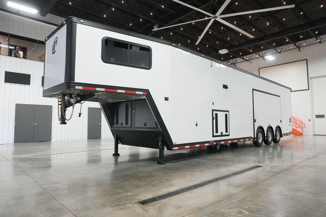 inTech Gooseneck Trailer