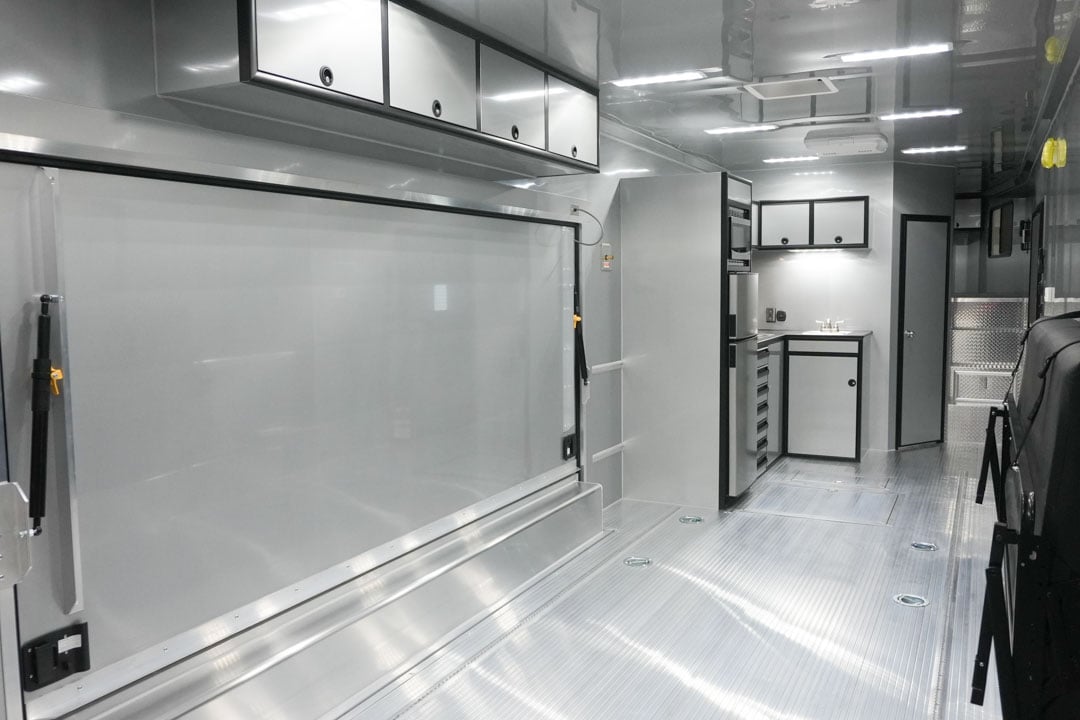 inTech Gooseneck Trailer