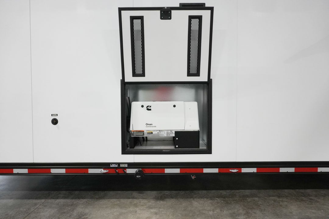 inTech Gooseneck Trailer