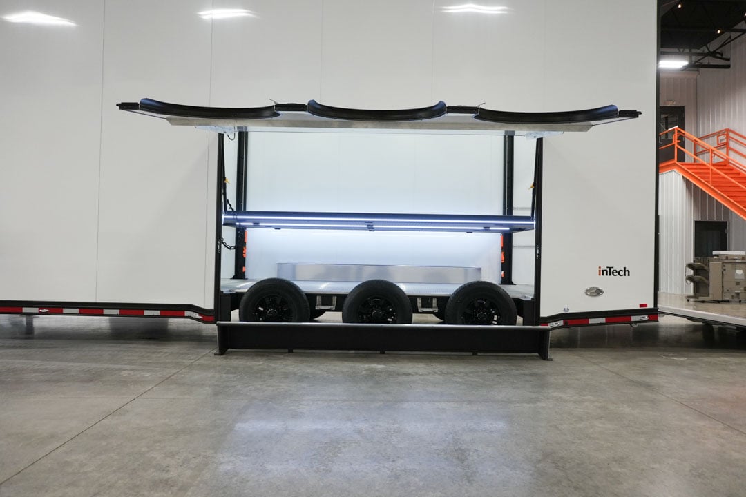 inTech Gooseneck Stacker Trailer