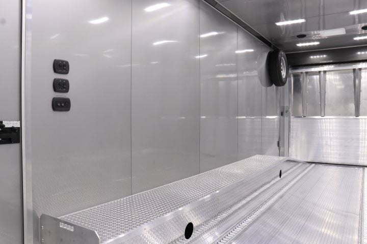 inTech Tag Trailer