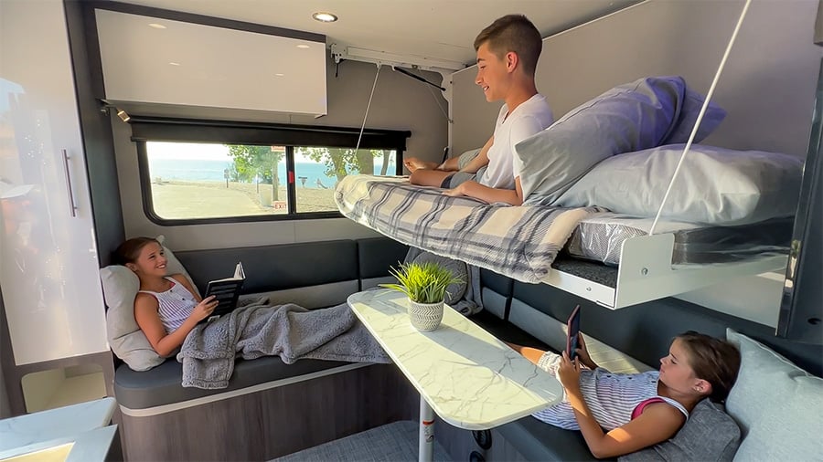 inTech OVR Expedition Interior